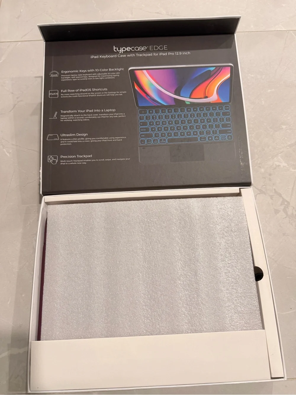 EDGE iPad Keyboard Case with Trackpad Raspberrh